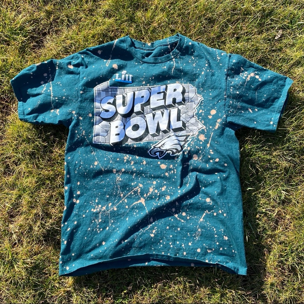 ✨2 for $50✨ Bleached Philadelphia Eagles T-shirt